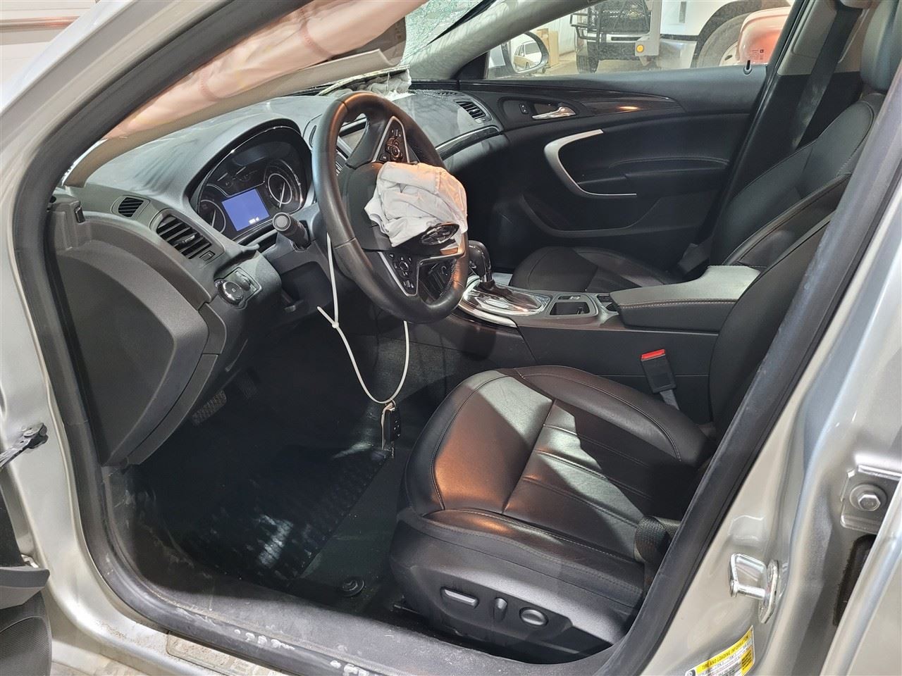 Player Receiver Radio Display And Control Panel Fits 15-17 REGAL 1150271