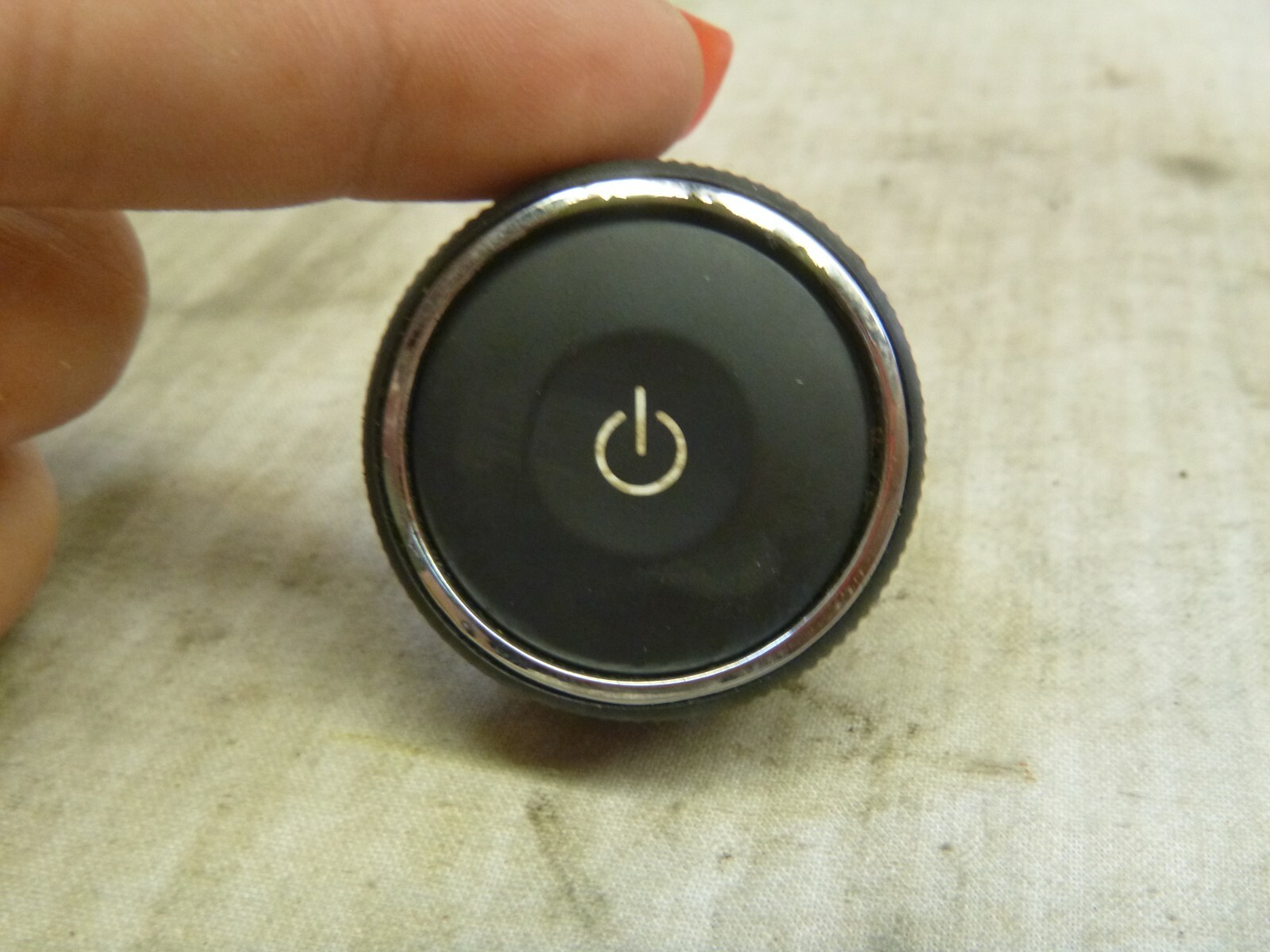 2009 2010 Pontiac G3 Radio Cd Knob Set 96989880 QVS31