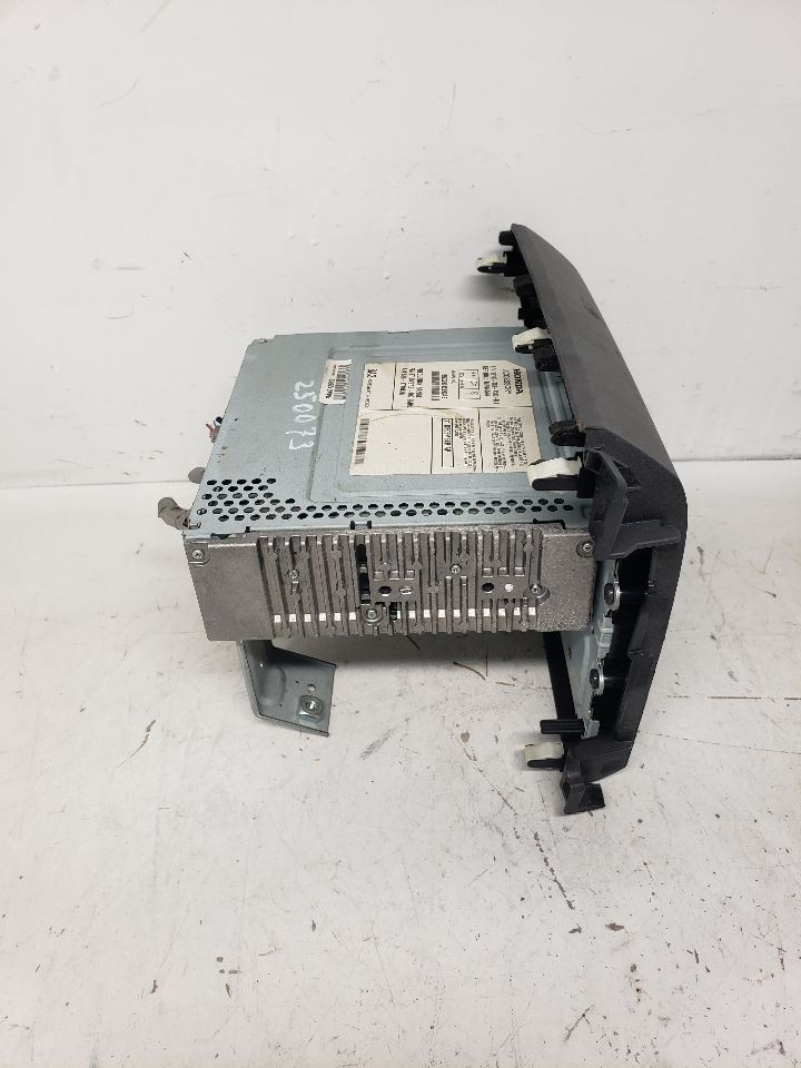 2012 Honda Civic Radio Assembly AM FM CD-MP3 LX Stereo Receiver OEM 1339229