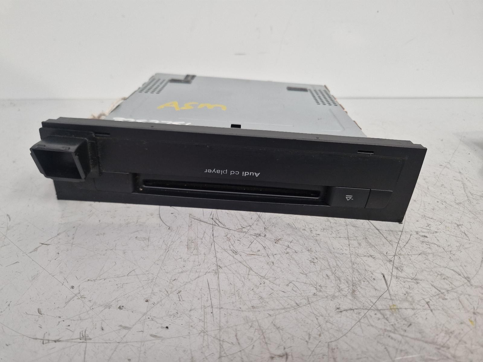AUDI Q7 TDI 4L MK1 2007 RADIO STEREO HEAD UNIT CD