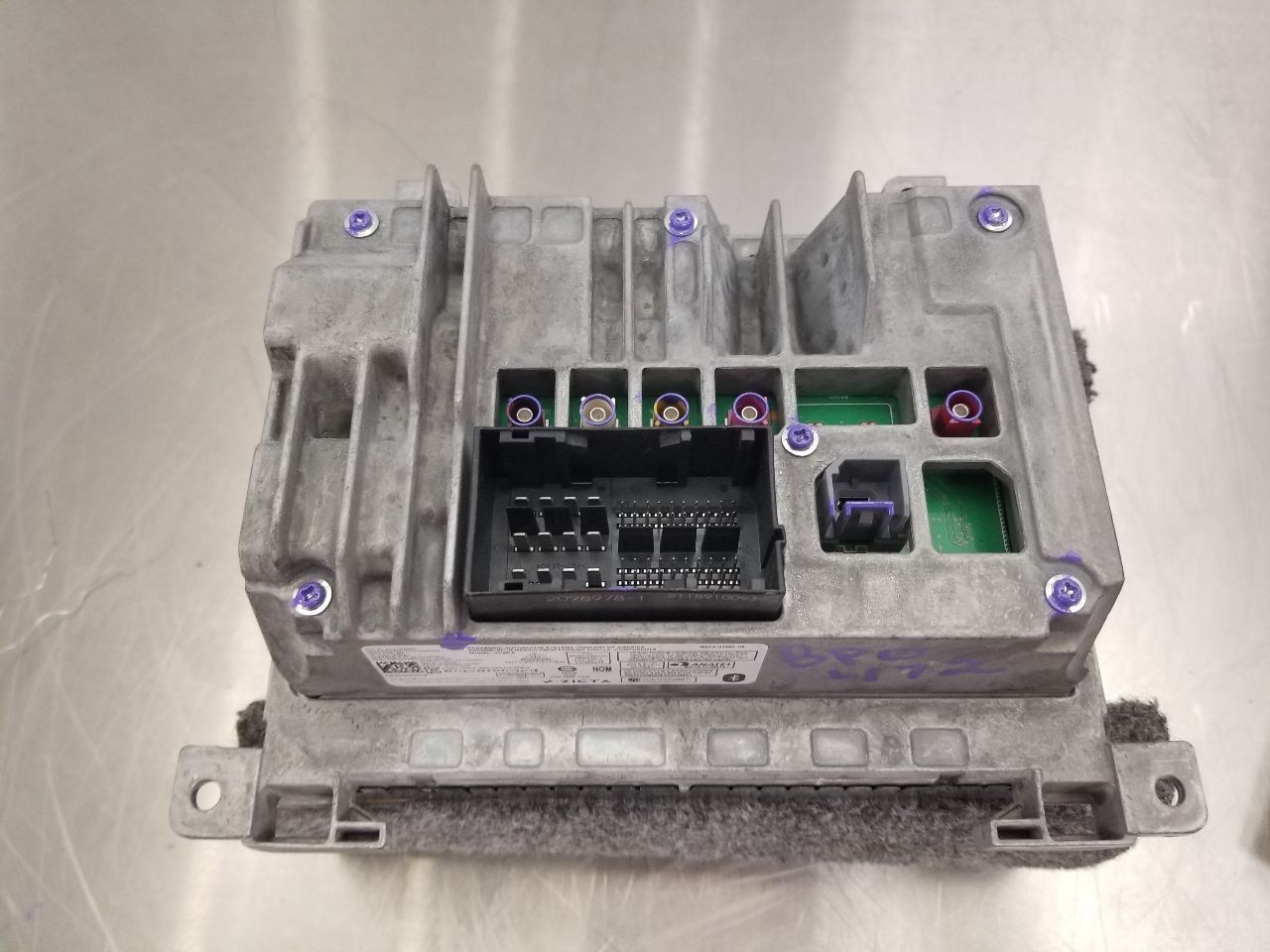 21 2021 DODGE CHARGER R/T RADIO AUDIO 8.4” DISPLAY AND RECEIVER 68472642AE