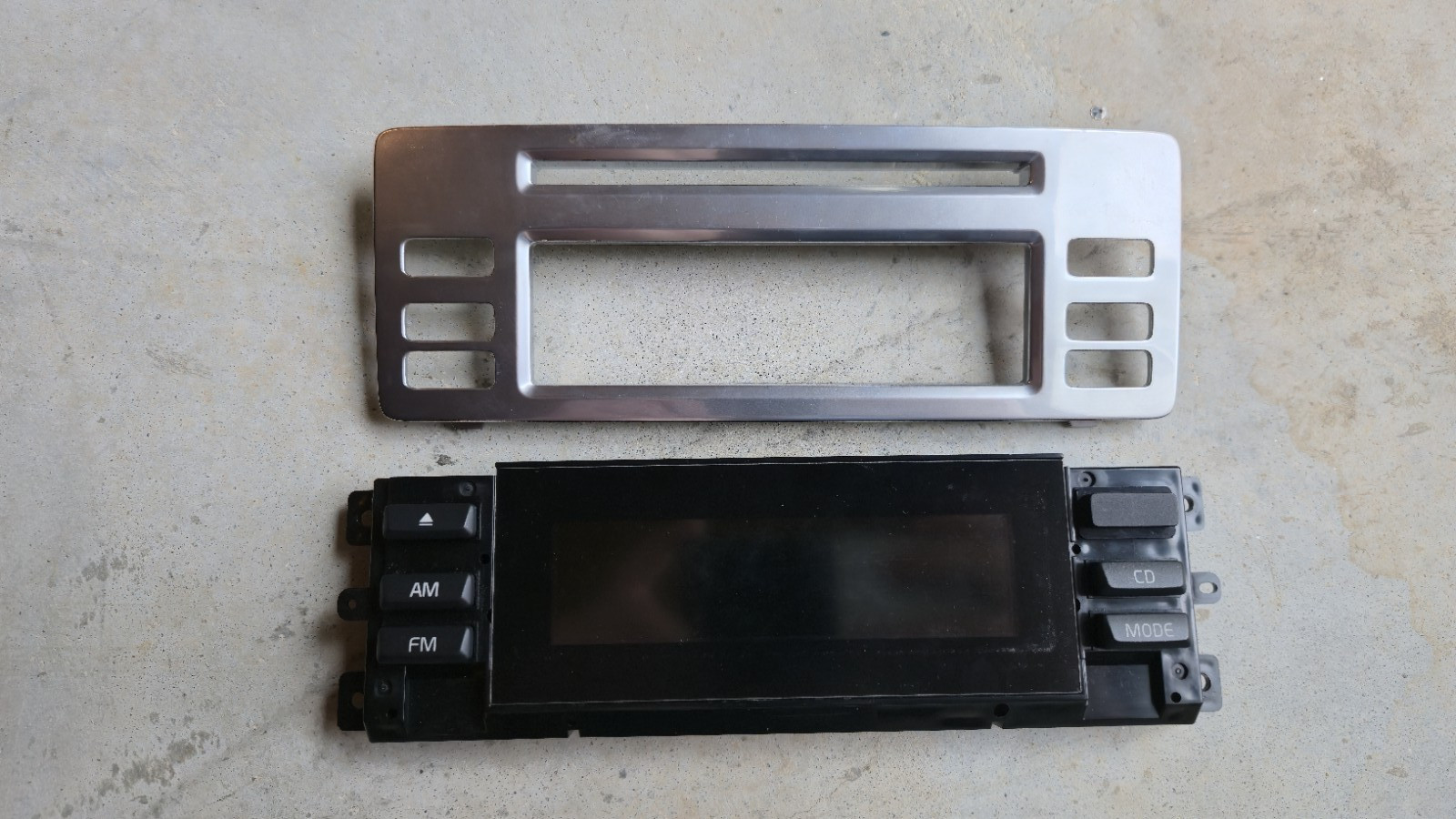 Volvo Radio Display – Part 30797715 – For S60, S80, V70, XC70, C70, XC60