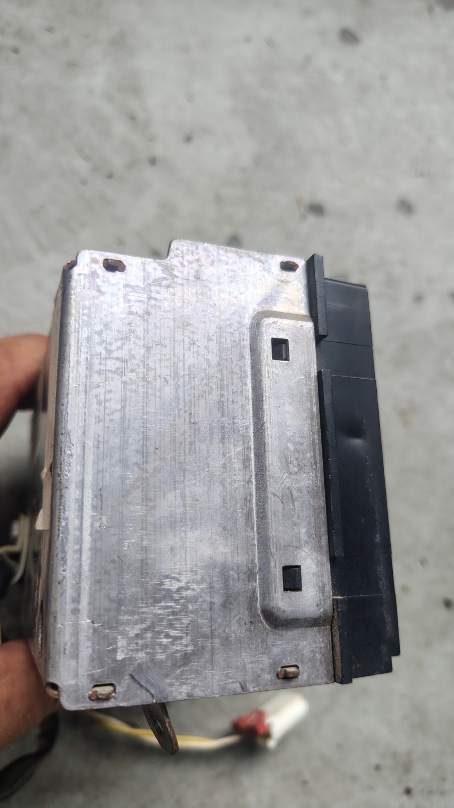 1988-1994 Chevy GMC Silverado Sierra Suburban Am/FM Radio Head Unit 16141385