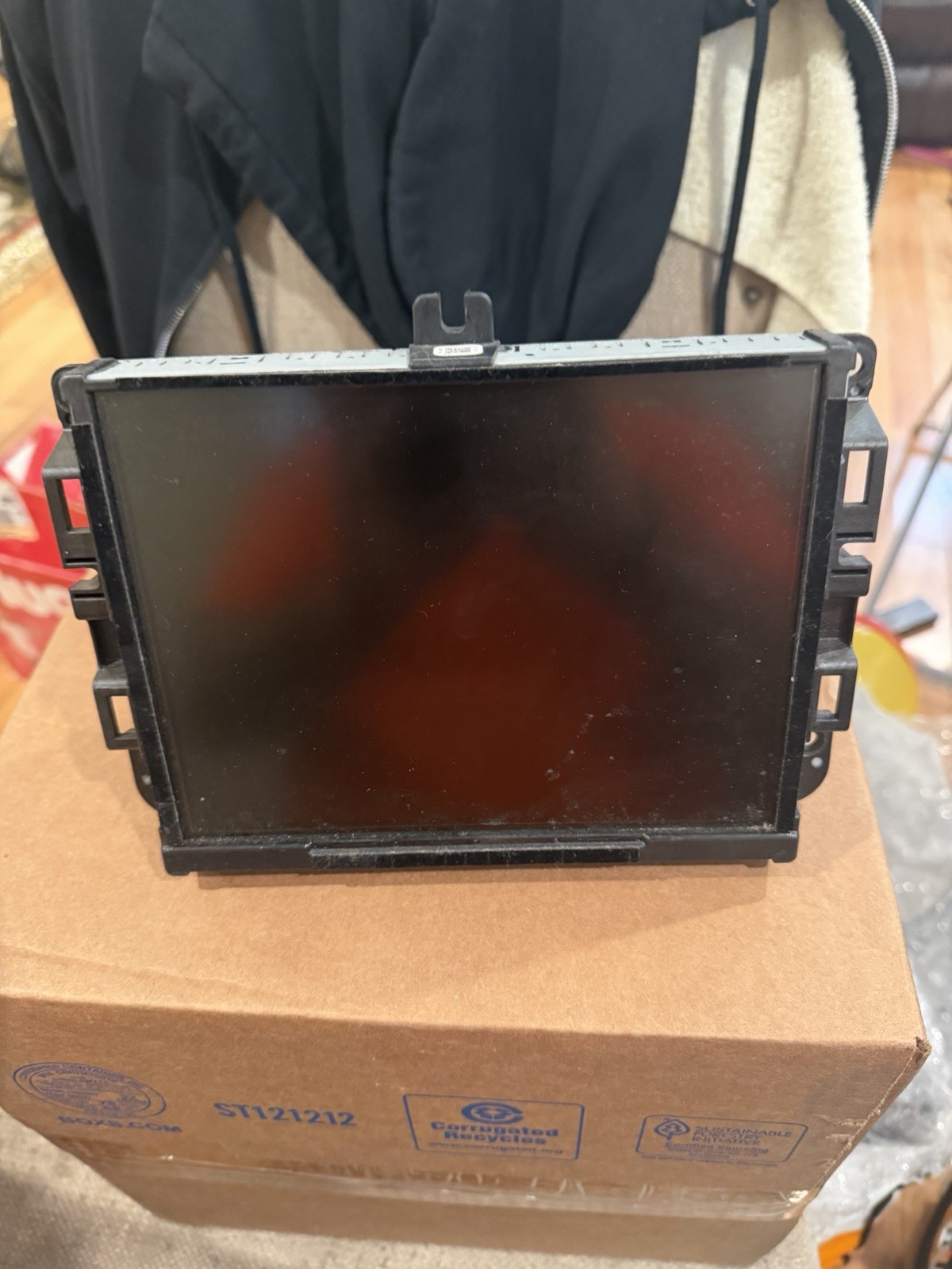 17 DODGE RAM 2500 RADIO RECEIVER HEAD UNIT NAVIGATION DISPLAY SCREEN 68270657AE