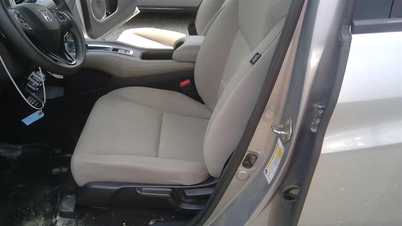 Audio Equipment Radio US Market Display And Receiver EX Fits 18 HR-V 2165754