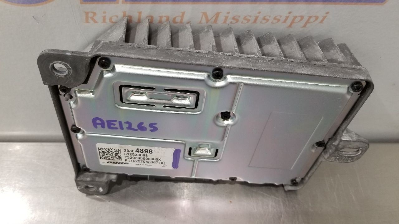 16 CHEVY SILVERADO 2500 HIGH COUNTRY RADIO AUDIO AMPLIFIER 23364898