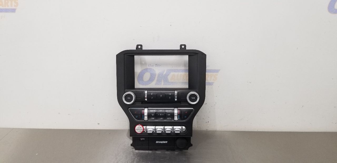 17 FORD MUSTANG RADIO AUDIO TEMPERATURE HVAC CONTROL PANEL FR3T18E245GD