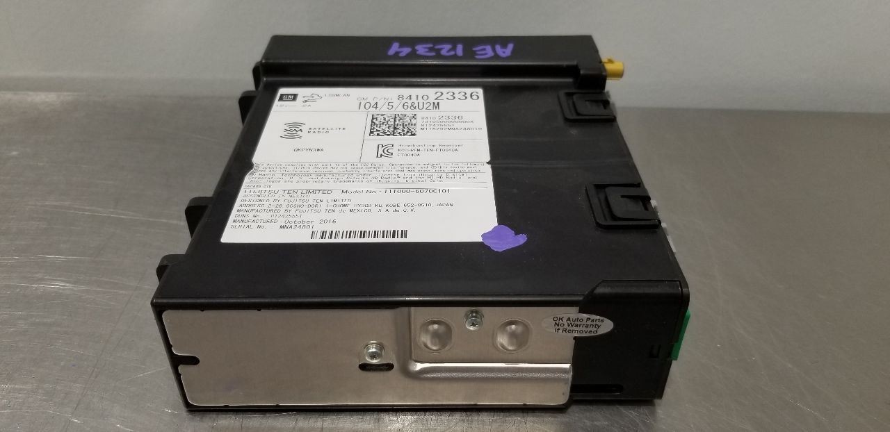 17 GMC SIERRA 1500 RADIO AUDIO RECEIVER 84102336