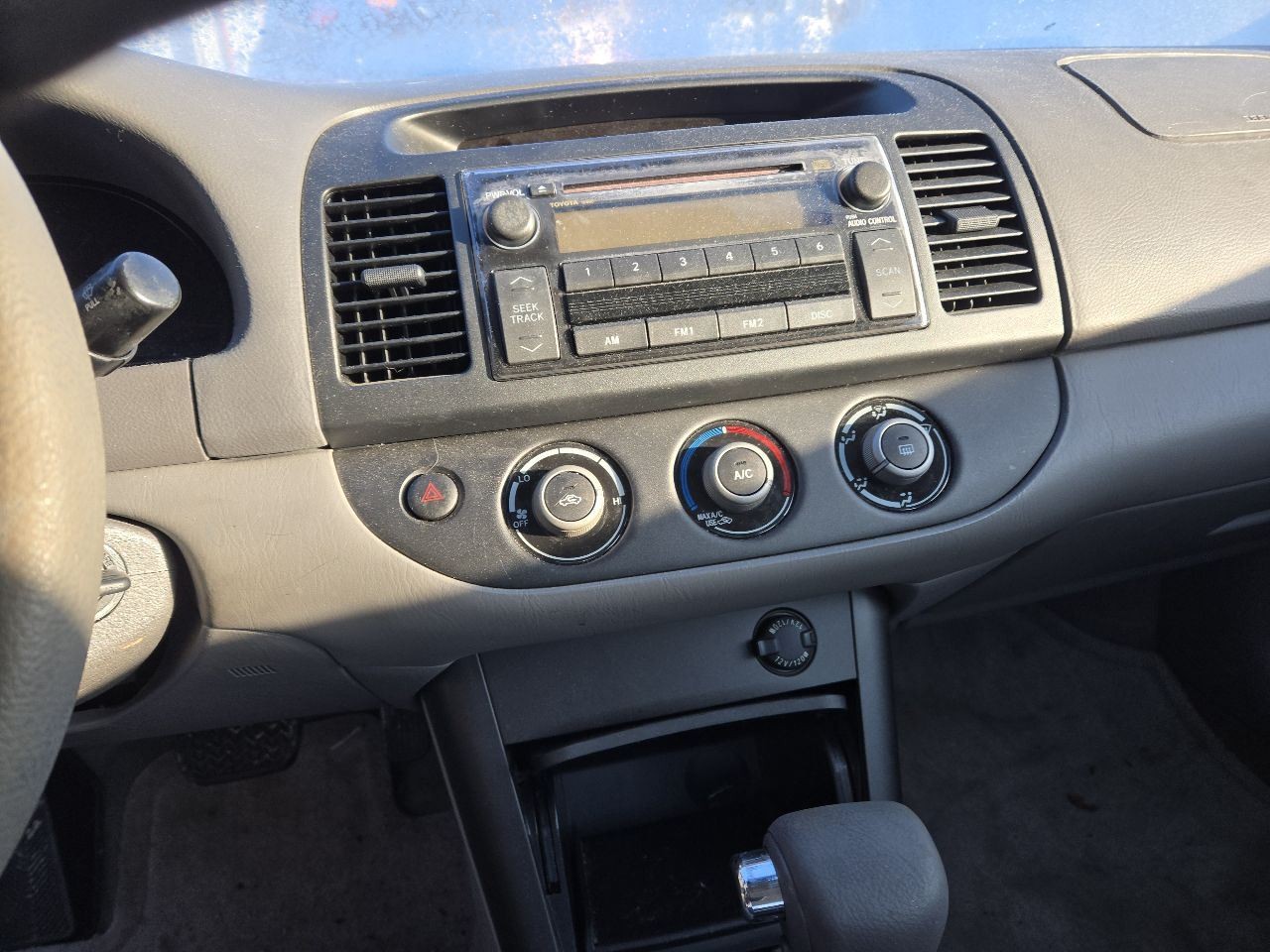 2005-2006 Toyota CAMRY Radio Receiver w/o Navigation Fujitsu Ten Mfr. ID 16860