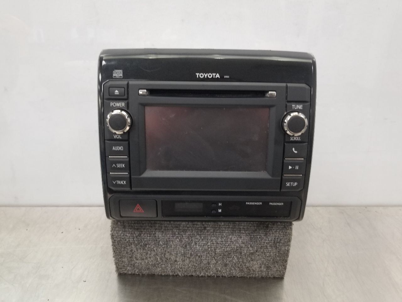 13 TOYOTA TACOMA PRERUNNER 4X2 2.7L DISPLAY AND RECEIVER 8614004080 OEM