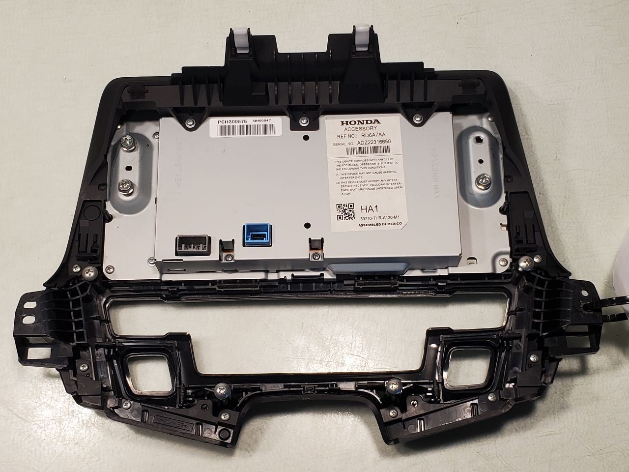 2018-2020 Honda Odyssey Dash Radio Info Media Display Screen 39710-THR-A120-M1