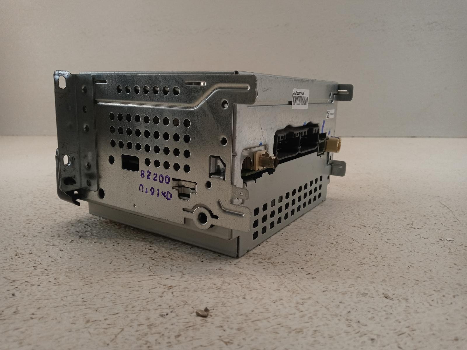 13-20 Dodge Journey Radio Receiver 4.3′ Screen OPT REB **May Need Programming**