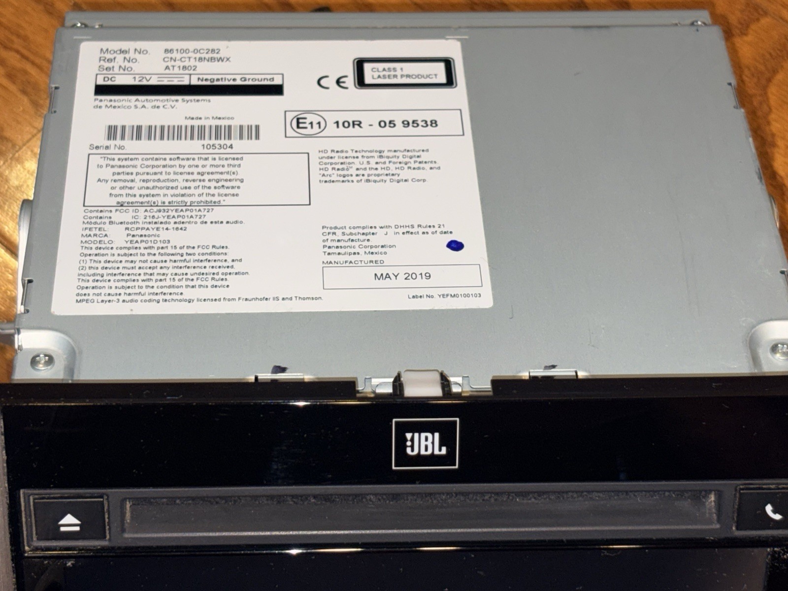 Toyota Tundra Navigation Radio AM-FM CD Info Display Head OEM 2014-2019