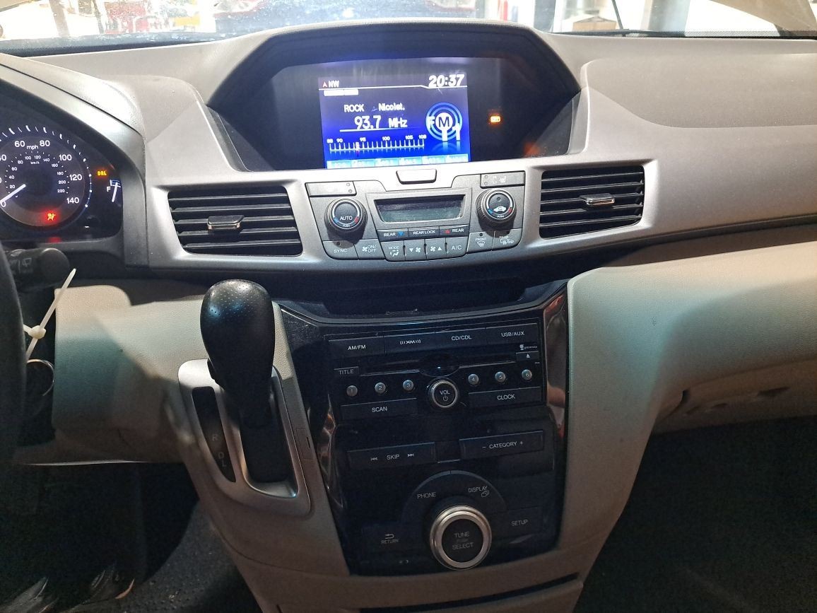 Rear 2012 Odyssey Stereo Radio Radio/Receiver Sku#4468086