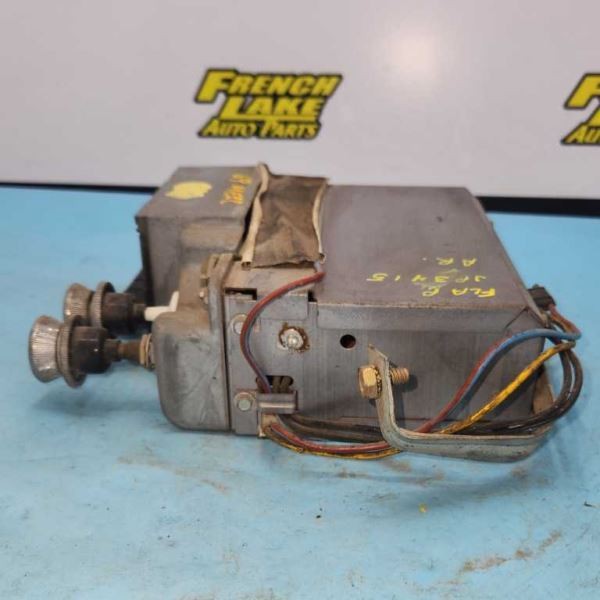 CORE UNTESTED AM RADIO “C9MA/9BM” FITS 1969 MERCURY 1144421
