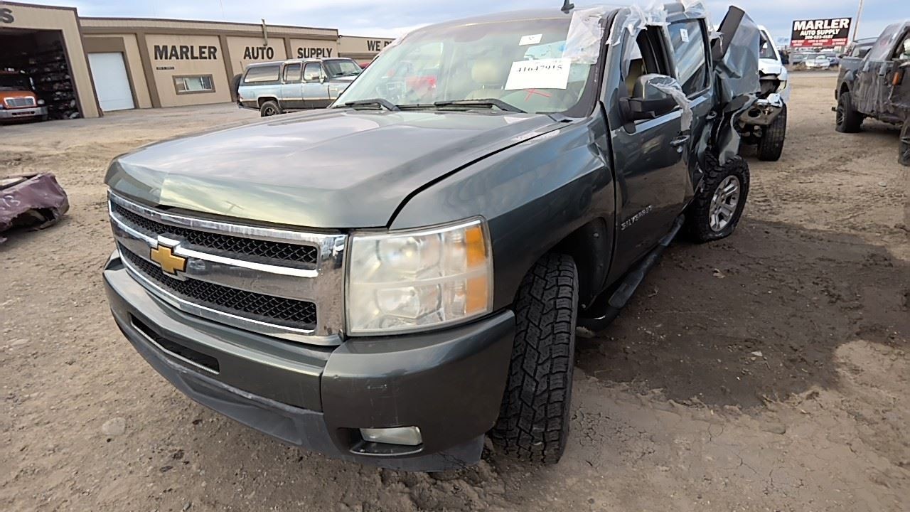 Audio Equipment Radio AM-FM-CD-MP3-USB Fits 11-21 EXPRESS 2500 VAN 31638404