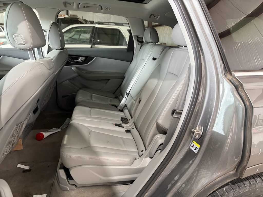 Player Receiver Radio Amplifier Trunk Mounted Fits 17-19 AUDI Q7 1165755