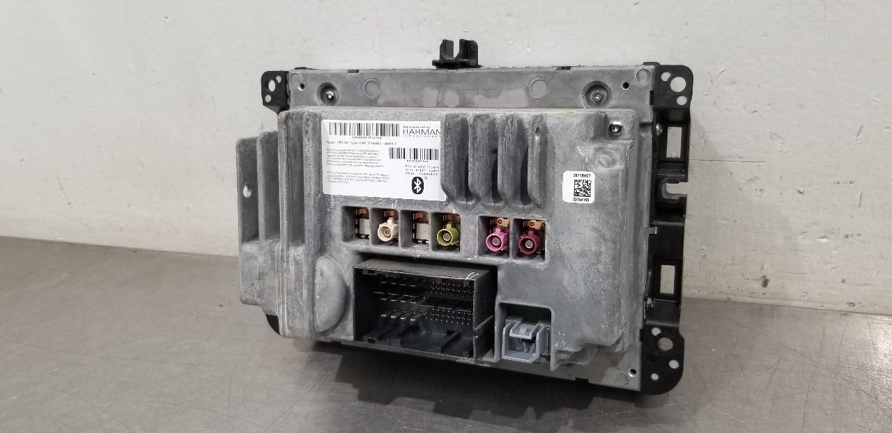 16 DODGE RAM 2500 RADIO AUDIO RECEIVER HEAD UNIT DISPLAY 68258671AF