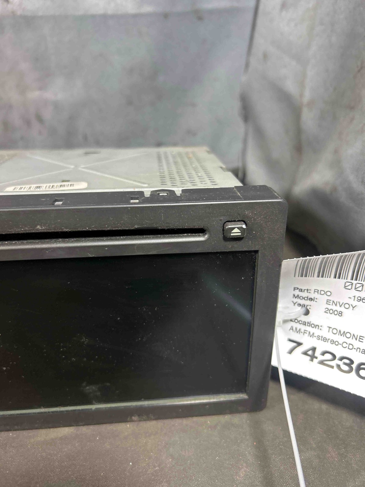 Fits 2004-09 GMC Envoy Radio vin:1GKET63M682173654 oem:15800000