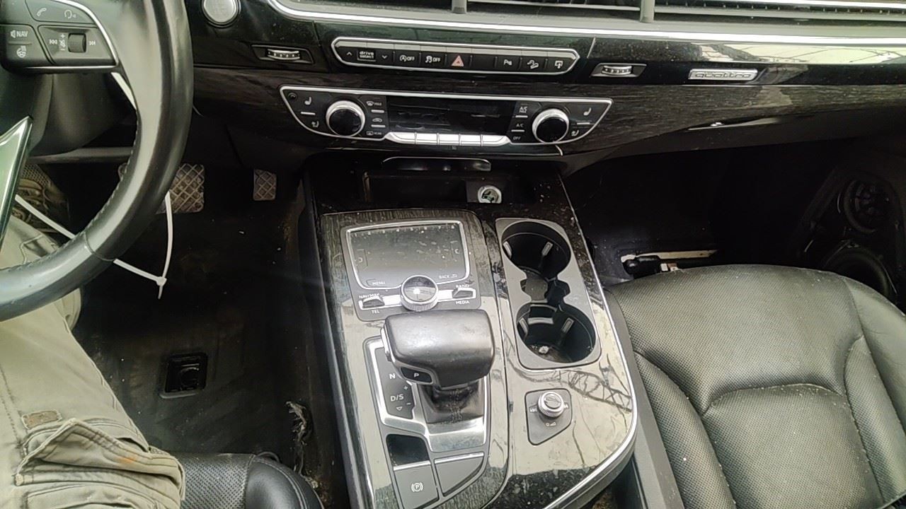 Info-GPS-TV Screen Display Dash Mounted Fits 17-19 AUDI Q7 7147625