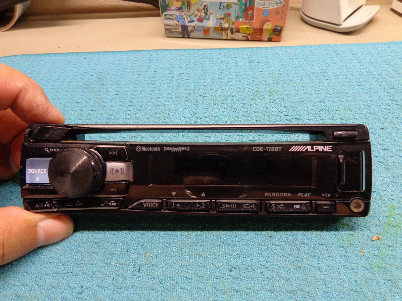 ALPINE STEREO FACE PLATE RADIO FACEPLATE ONLY CDE-172BT