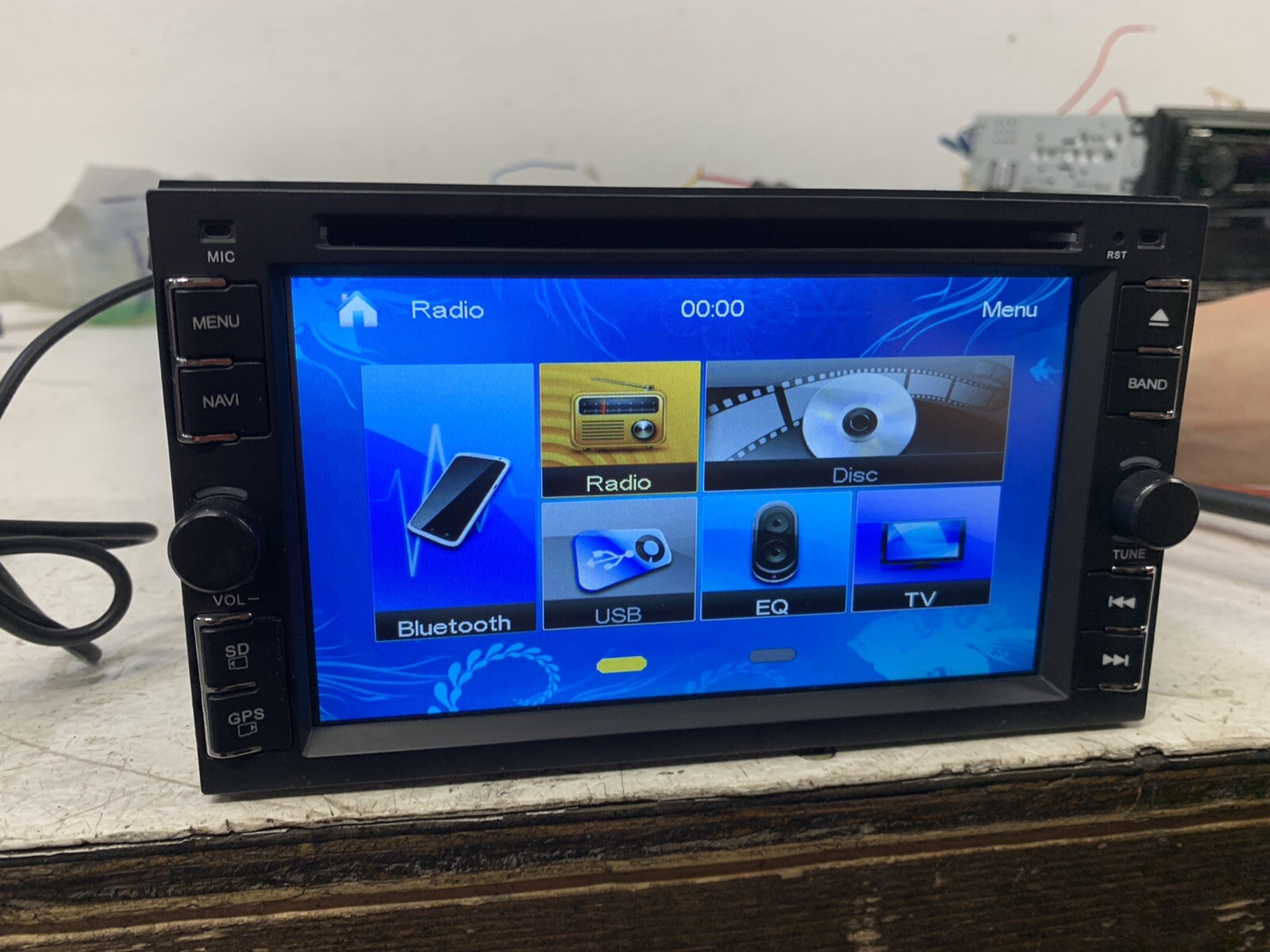 Aftermarket radio stereo UNBRANDED Bluetooth SD NAV (no GPS card) CD DVD USB EQ