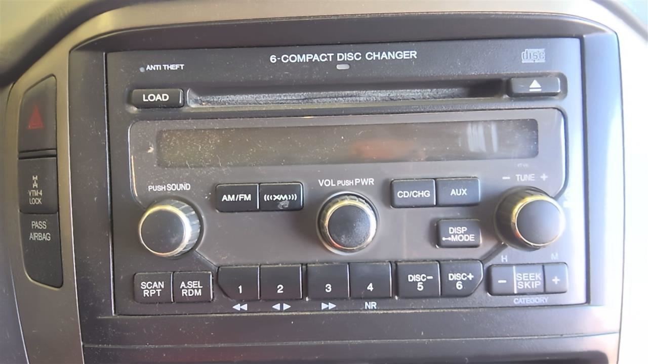 Audio Radio Receiver AM-FM-6CD EX-L Leather Fits 06-08 PILOT 1795070