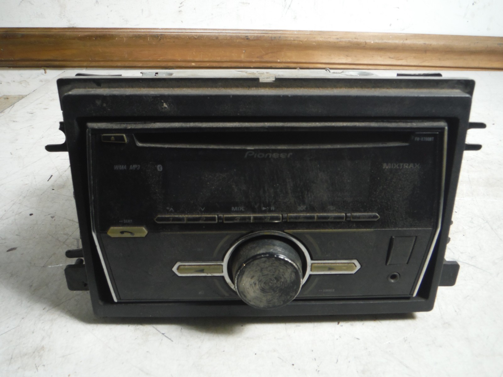 2005 Ford F-250 Super Duty Pioneer FH-X700BT Car Stereo Receiver OEM 2002-2007