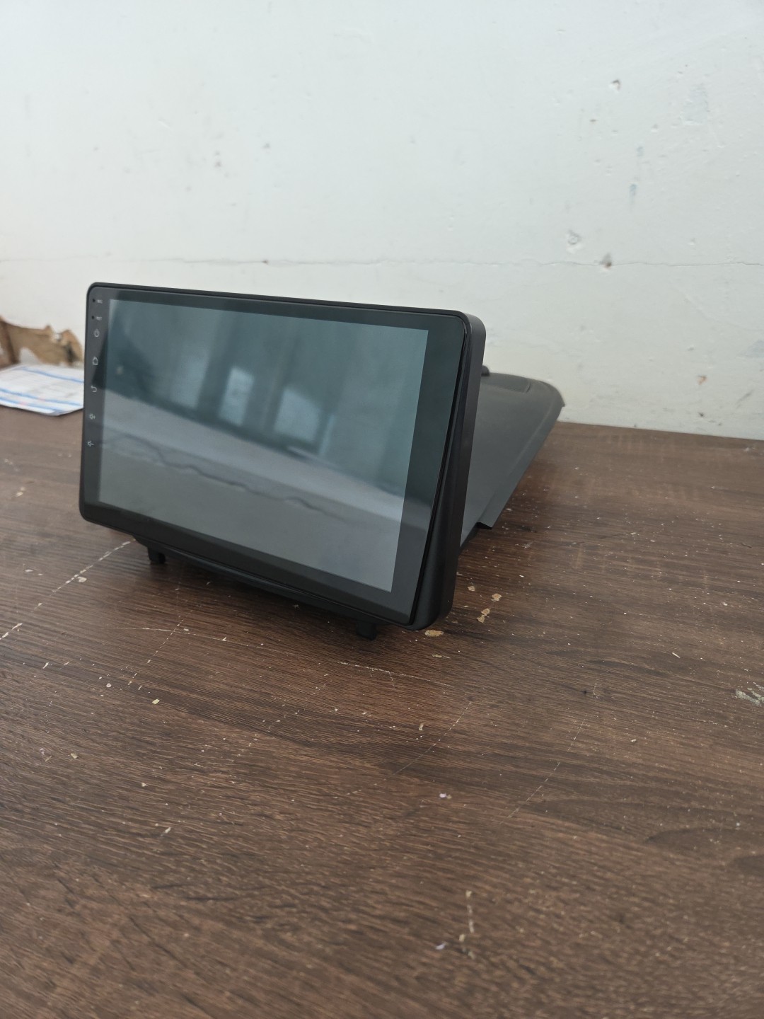 9 Inch Android 15 Car Stereo With GPS Carplay 4G+64G CAM