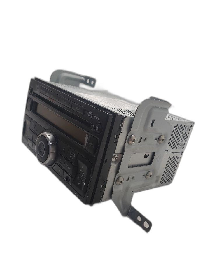 2011-2014 Nissan Juke Radio AM FMstereo-cd Receiver S OEM 1263548