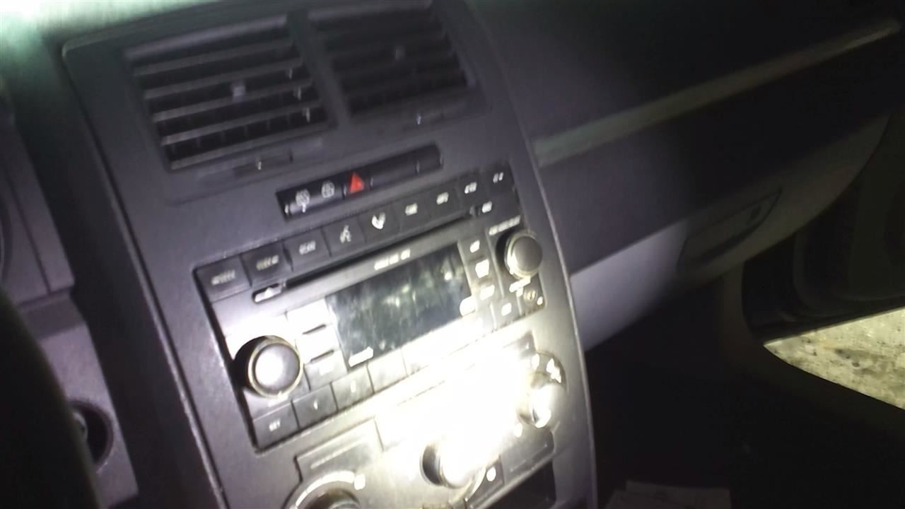 Audio Equipment Radio Display And Receiver Radio ID RES Fits 08-10 300 28806360