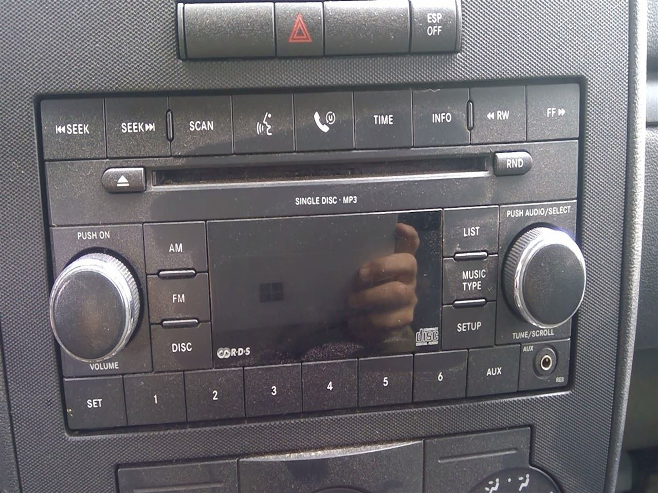 Audio Equipment Radio Display And Receiver Radio ID RES Fits 08-10 300 3754258