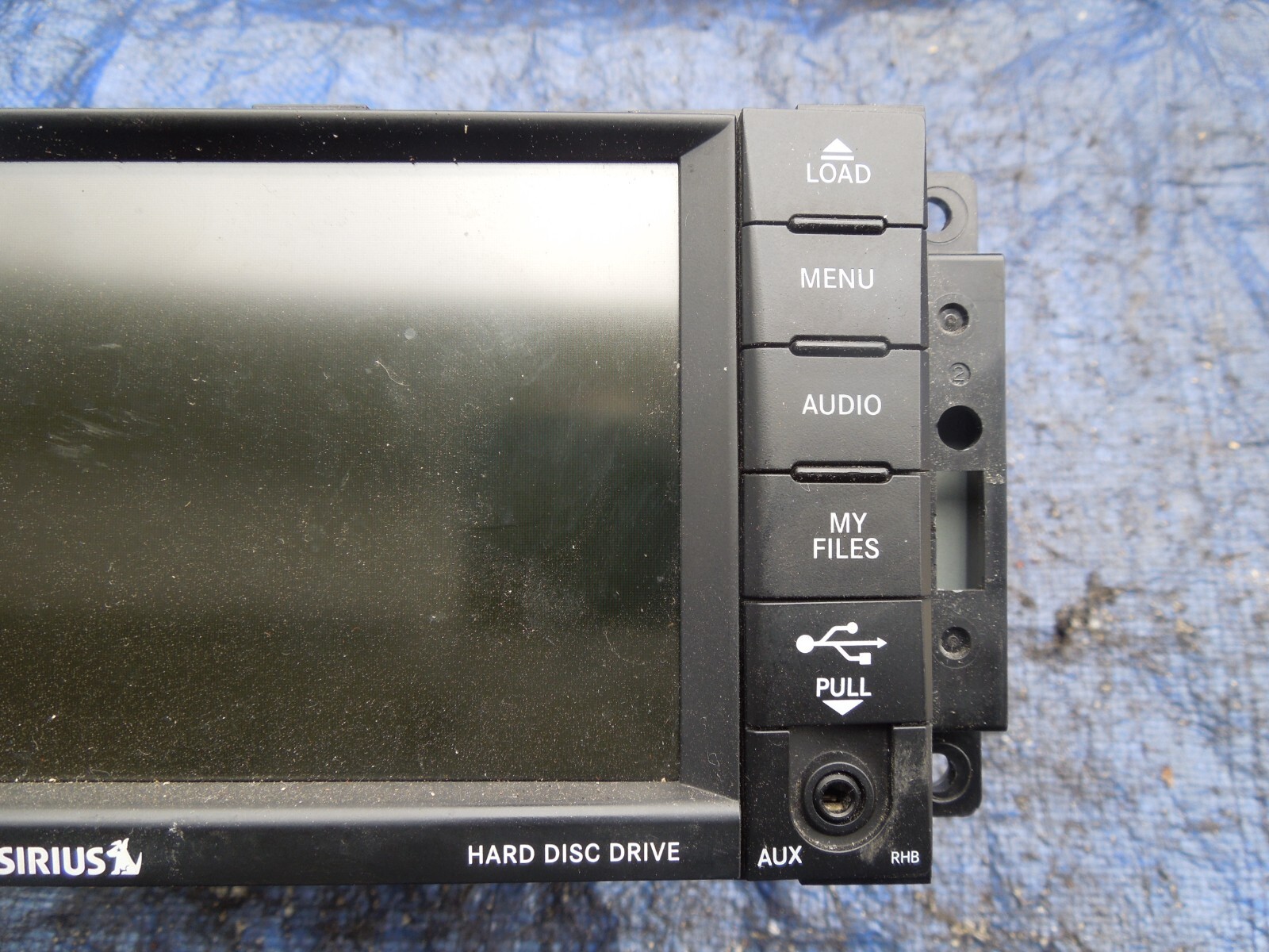 2012 Dodge Caravan RHB cd player radio assembly navigation OEM sirius MP3 30pp