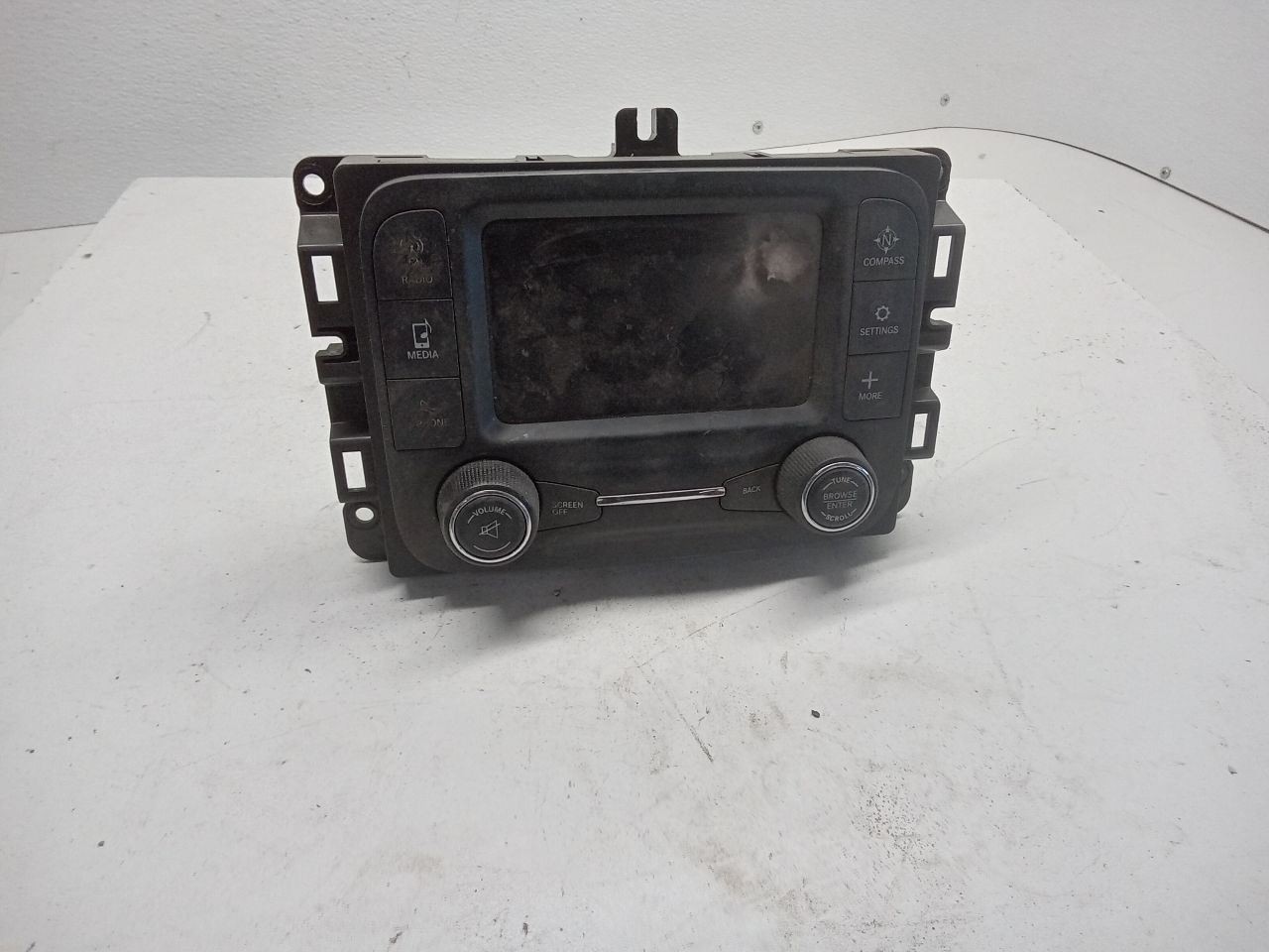 Audio Equipment Radio Classic Style Opt RA2 Fits 18-20 DODGE 1500 PICKUP 3894569