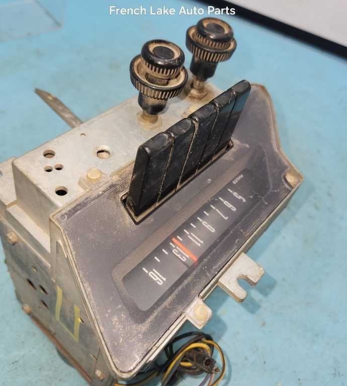 UNTESTED A/M Radio D0AA-18806 Fits 1970 GALAXIE 1242787
