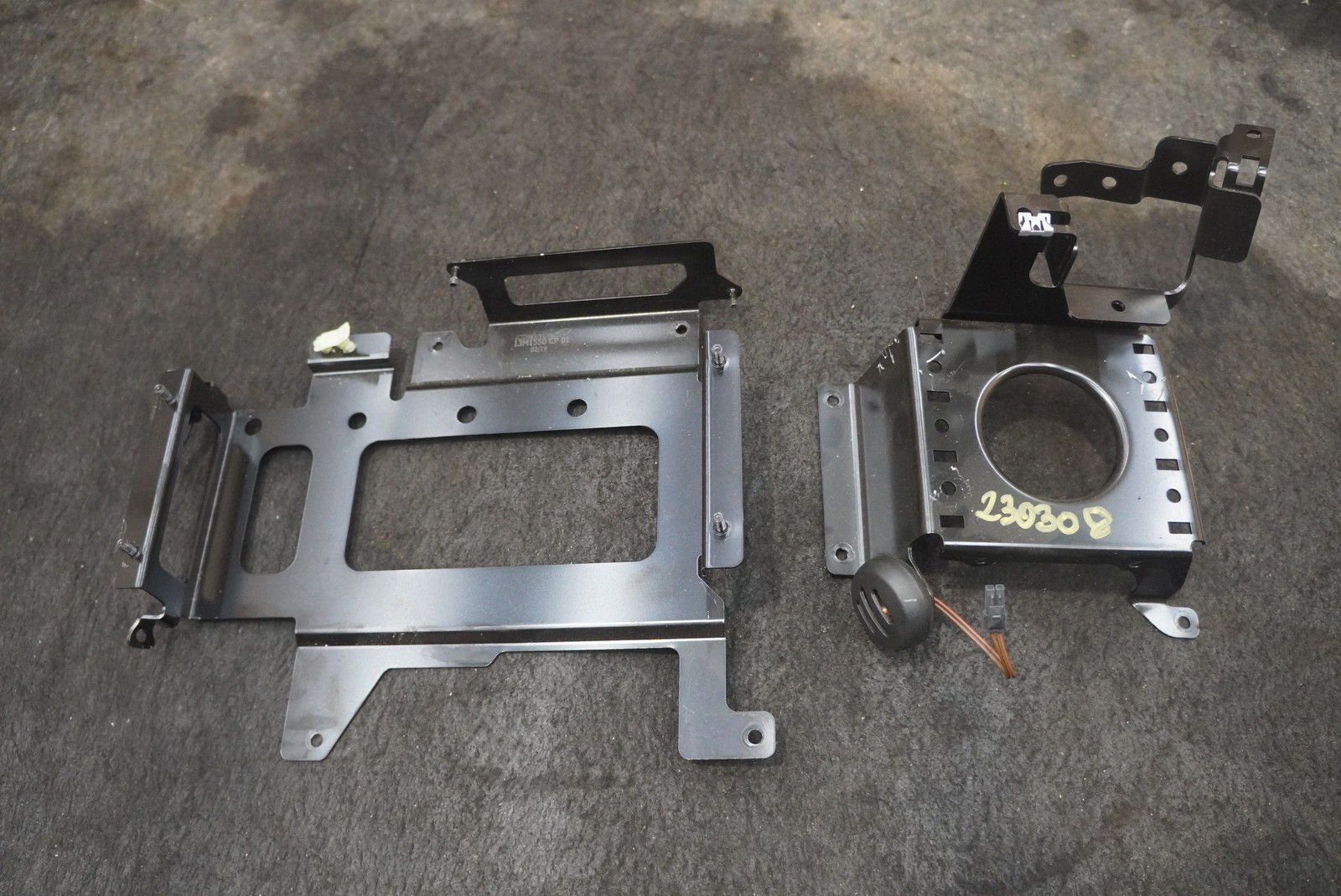 Radio Amplifier Mount Bracket Frame Support 13M1550CP OEM McLaren 570S 2019