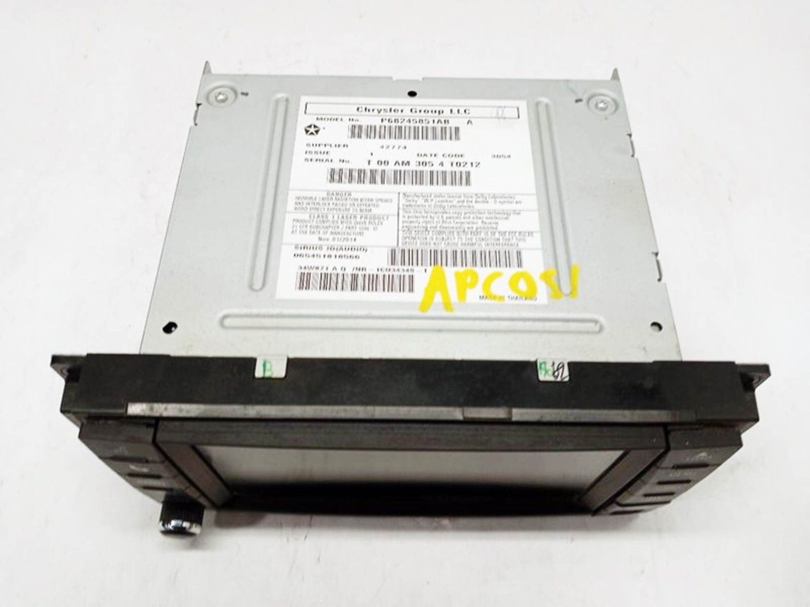 2012-2016 Chrysler Town & Country AM/FM CD Player Radio Receiver W/ Nav ID RHB