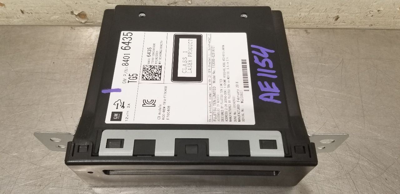 18 GMC SIERRA DENALI 1500 6.2L RADIO AUDIO DISC PLAYER OPT TG5 84016435