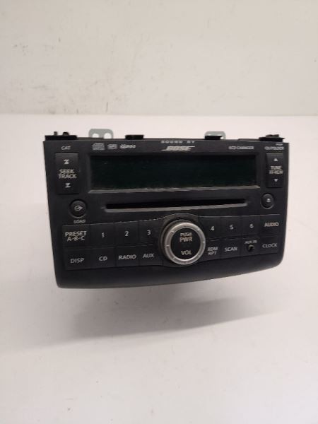 Audio Equipment Radio Receiver AM-FM-6 Disc CD US Market Fits 09 ROGUE 1484292