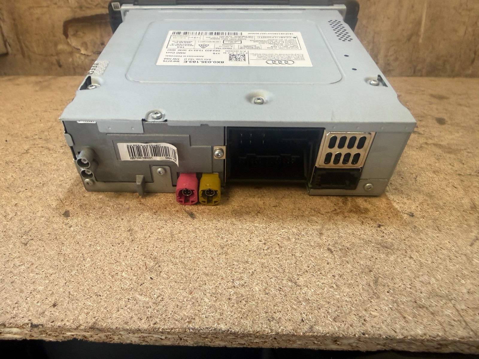 2012 AUDI A1 8X STEREO RADIO HEAD UNIT CD PLAYER MULTIMEDIA 8X0035183E