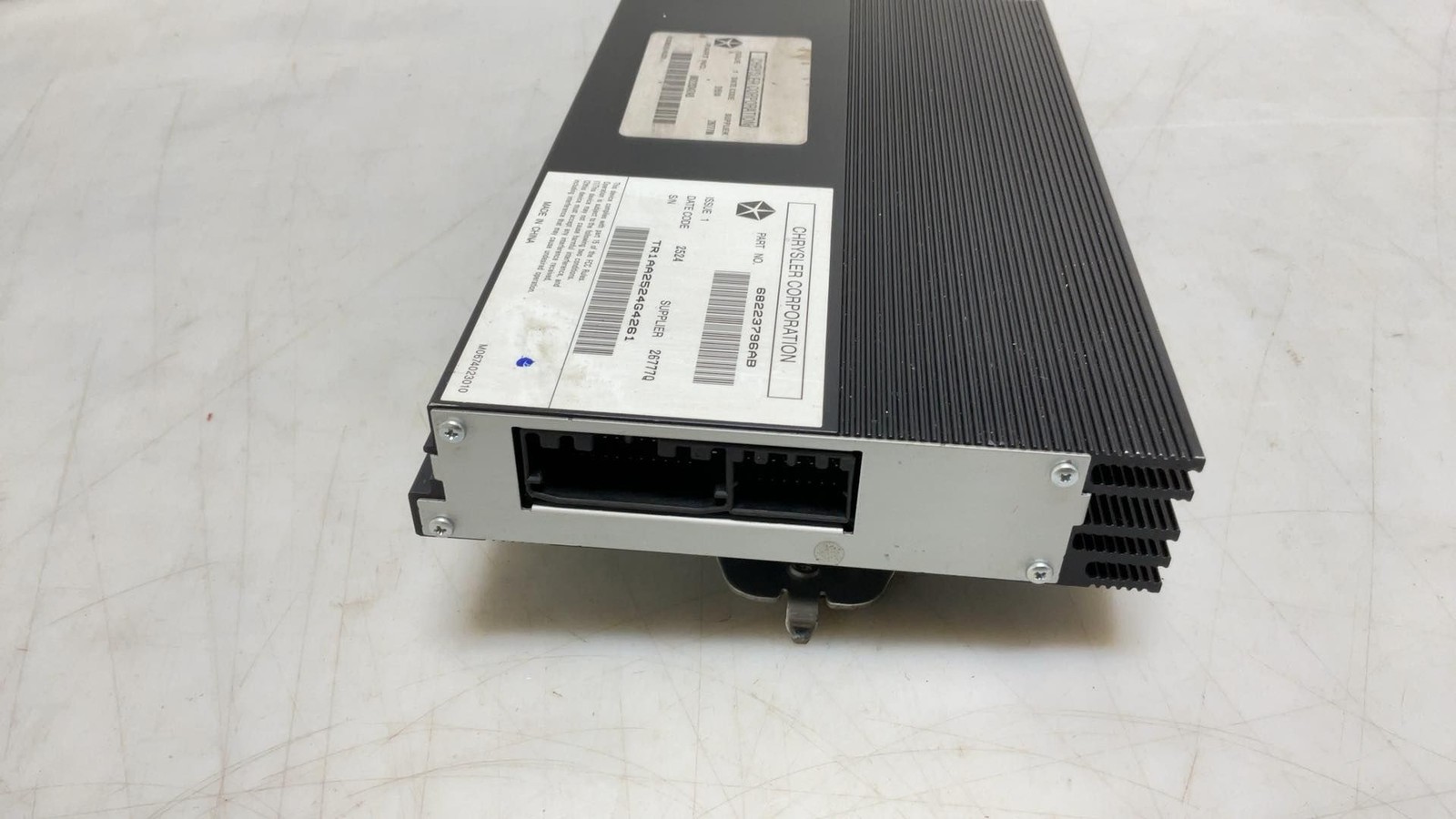 Jeep Wrangler JK OEM Factory Premium Amplifier 68223347AC 2015 2016 2017 167722