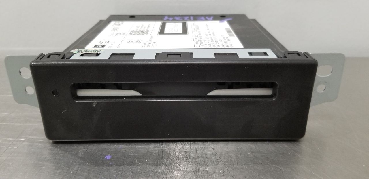 17 GMC SIERRA 1500 RADIO AUDIO DISC PLAYER 84016435