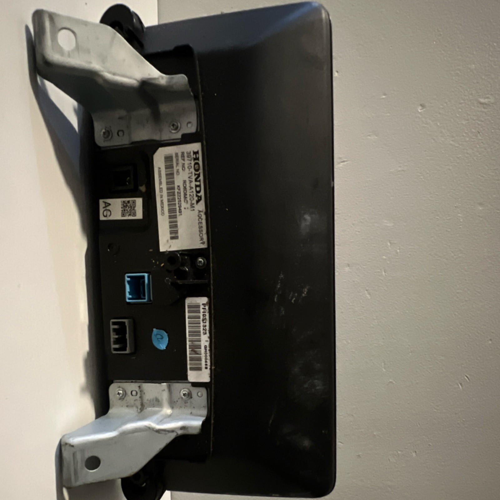 2018-2020 Honda Accord Radio Display Assembly Digital Screen 39710TVAA120M1 OEM