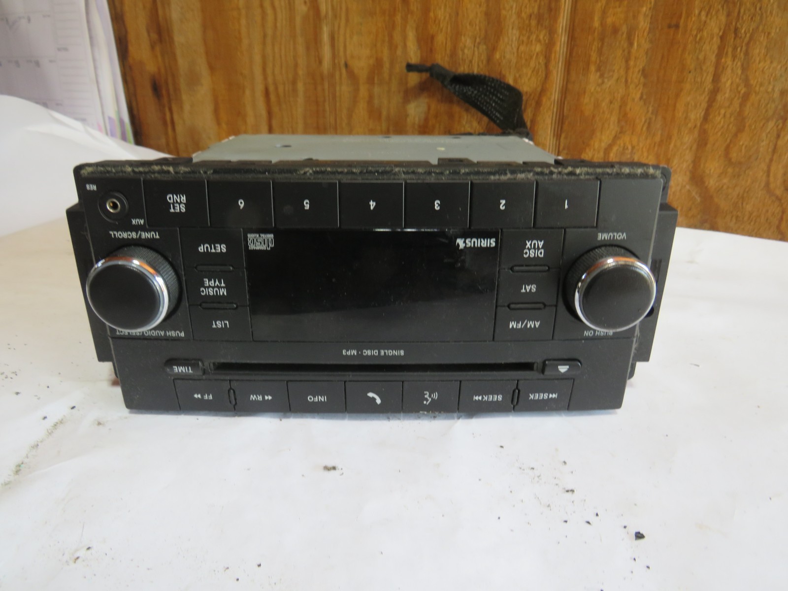08 DODGE CHARGER AM FM CD PLAYER RADIO