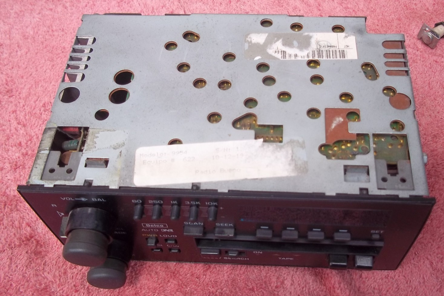 85 86 87 88 91 Chevrolet Camaro IROC Z28 Delco GM AM FM Cassette EQ Stereo Radio