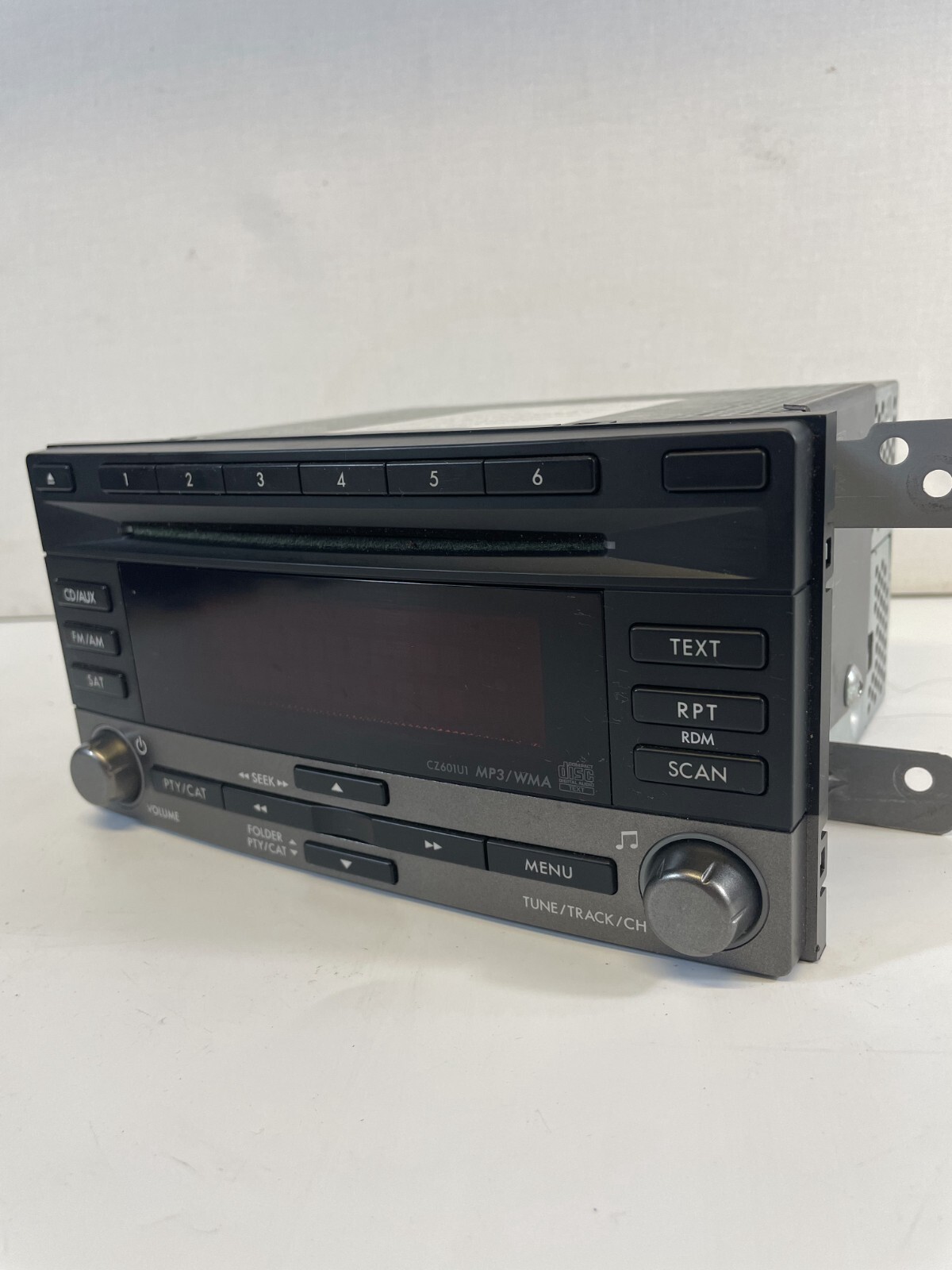 Subaru Clarion PF-2945A-B Stereo CD Player Digital Radio 86201FG601 Silver Black