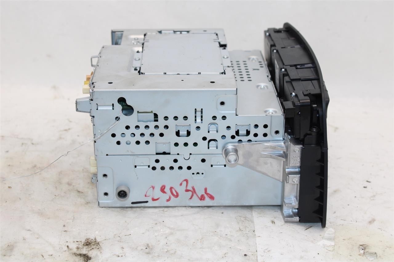 RADIO Mercedes-Benz GLA250 GLA45 GLAh 2016 16 2469009316 1419188