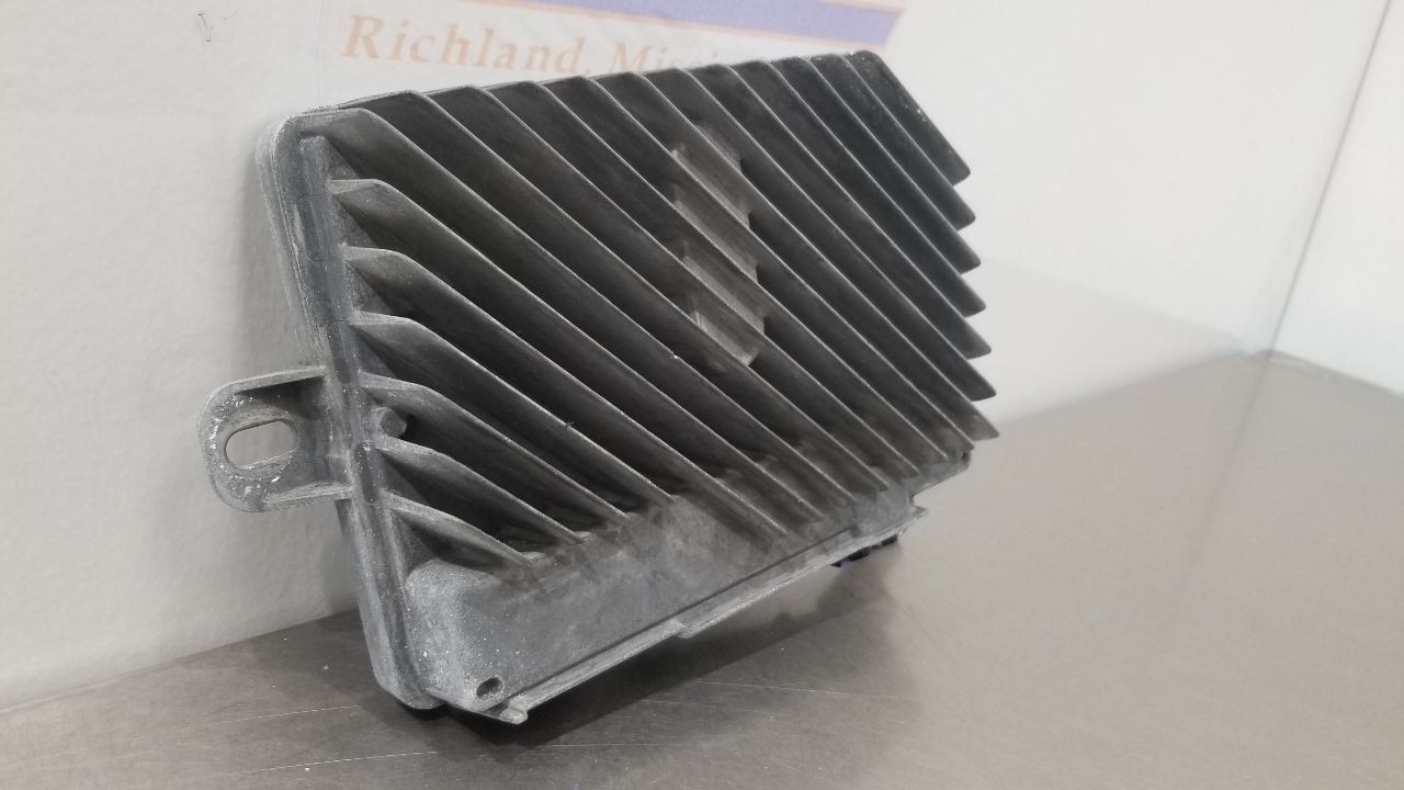 17 GMC SIERRA DENALI 1500 RADIO AUDIO AMPLIFIER 23364898