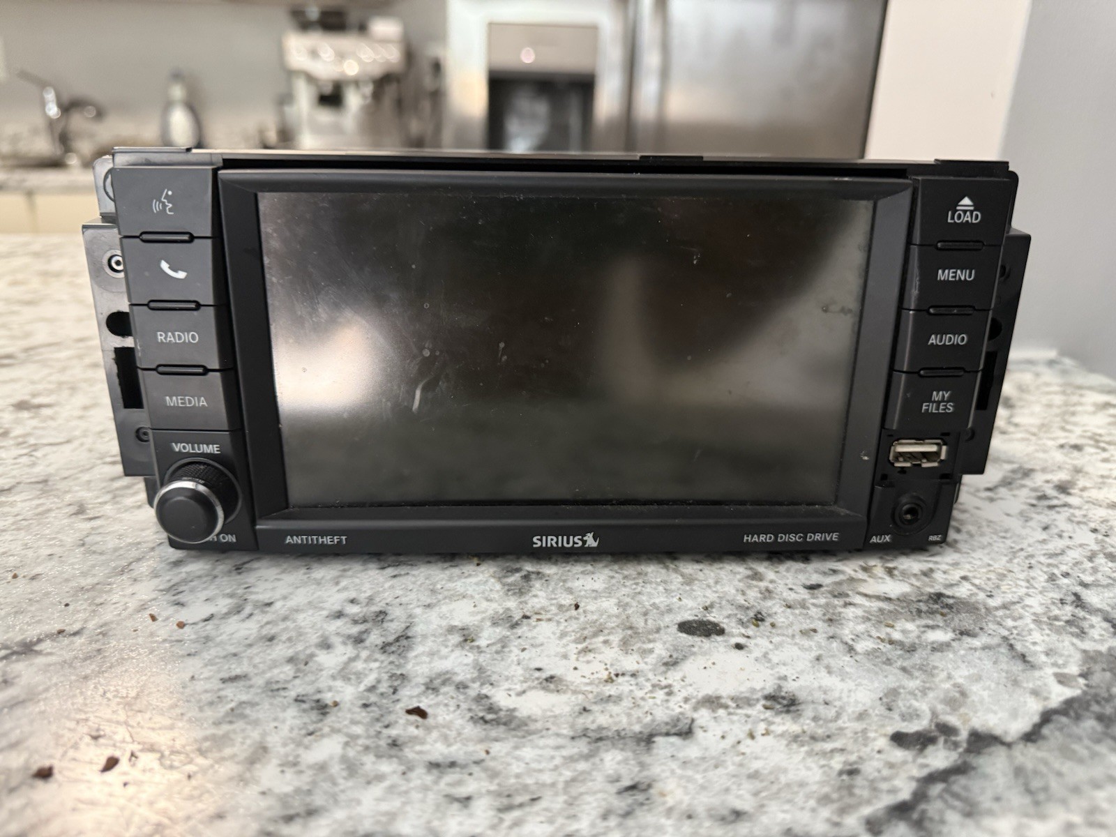 2013-2014 Dodge Challenger AM-FM Navigation UConnect Radio ID RHR