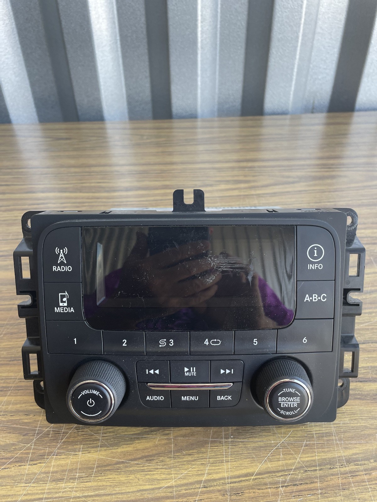 Chrysler 2013-2018 Dodge Ram 1500 2500 OEM AM FM Radio Reciever P68226683AA